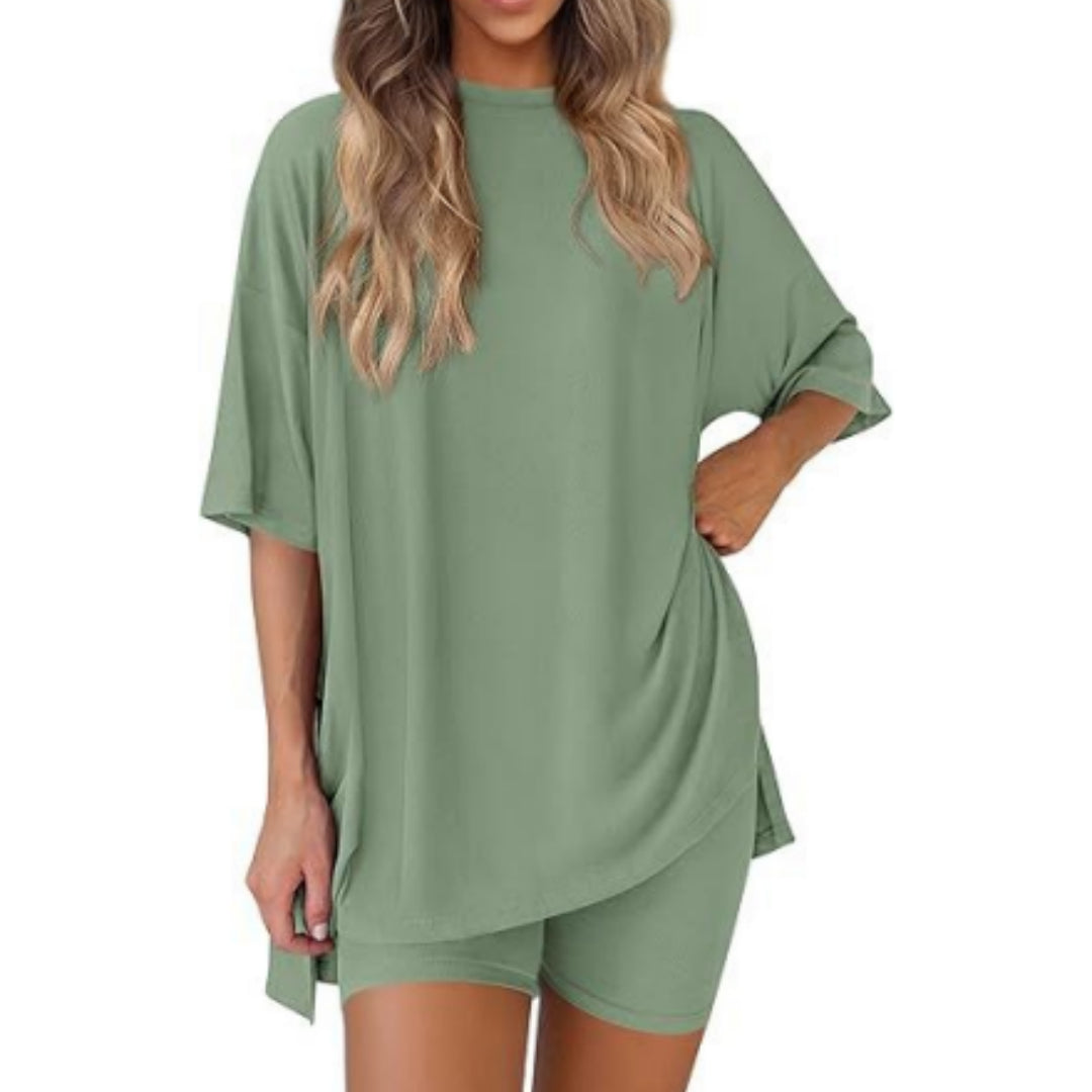 Relaxed Lounge Set